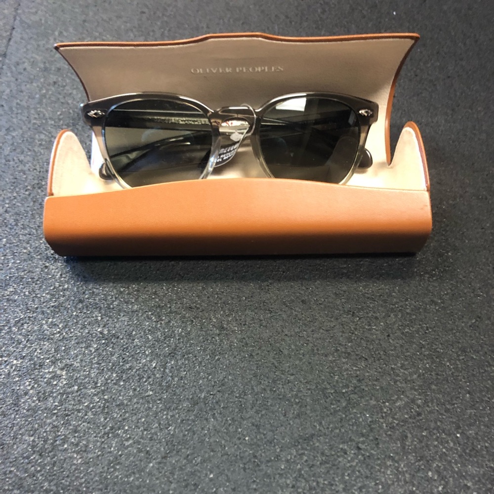 Oliver Peoples
